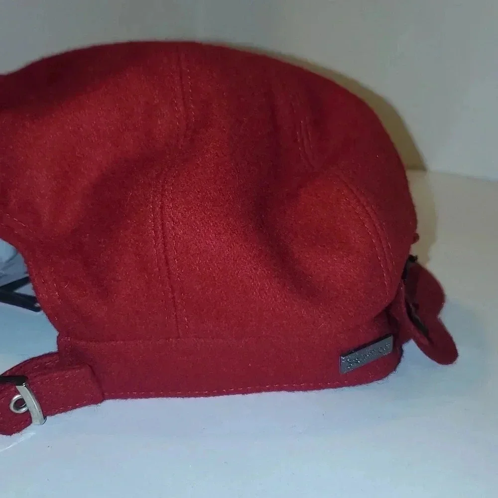 BETMAR RED WOOL ADJUSTABLE CAP BERET WITH FLOWER NWT